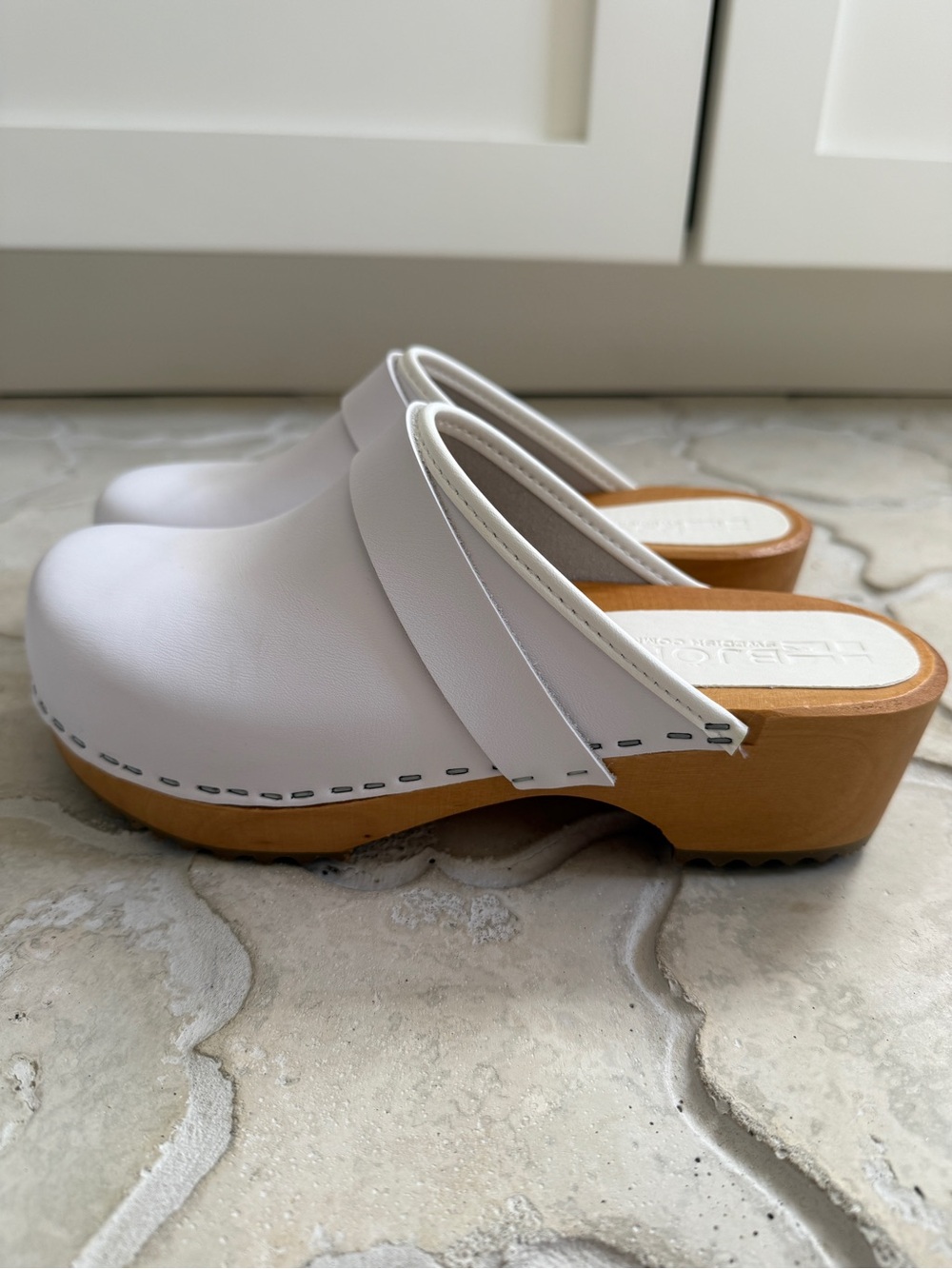 BJORK Swedish Women’s White Clog Mules with Wood Heel 37